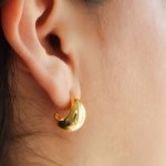 Sterling Silver Droplet Curve Stud Earrings (ST-1660)