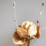 Sterling Silver Mini Tear Drop Dangling Choker (CH-1017)