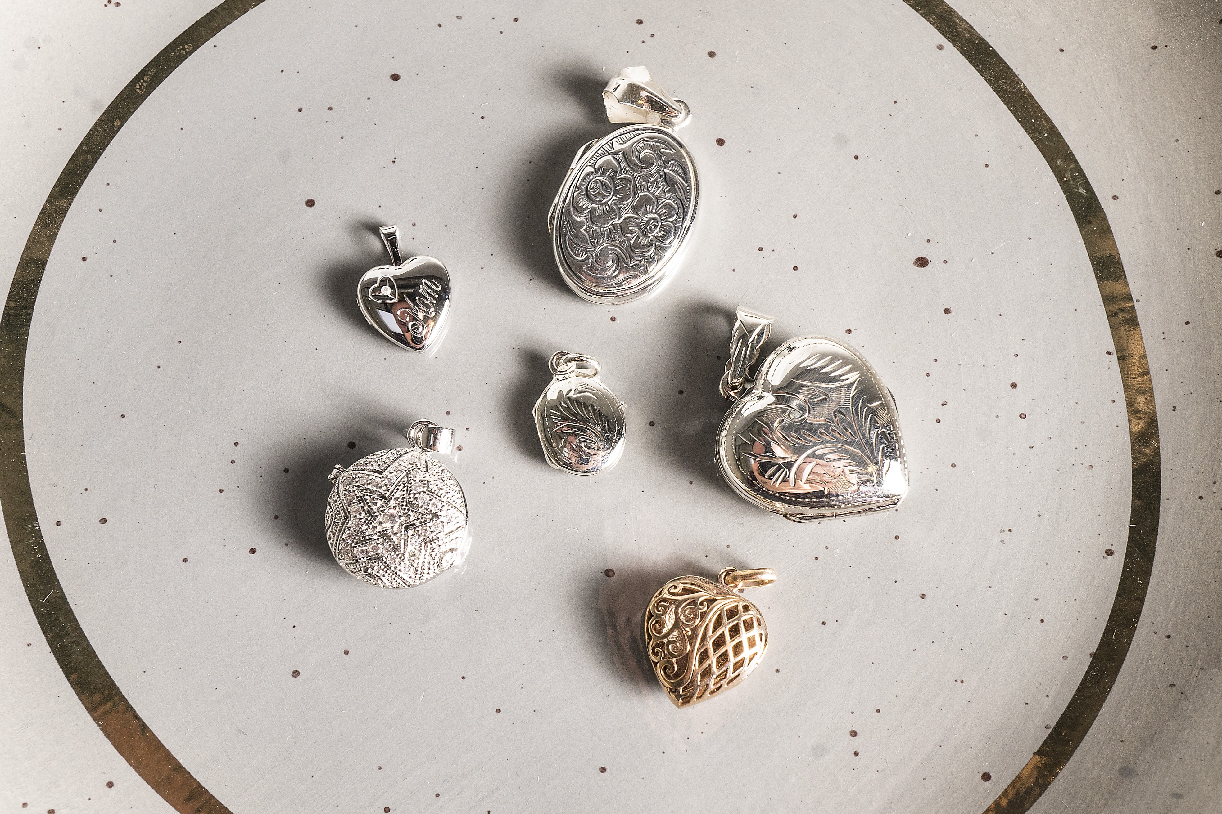 vintage locket trend