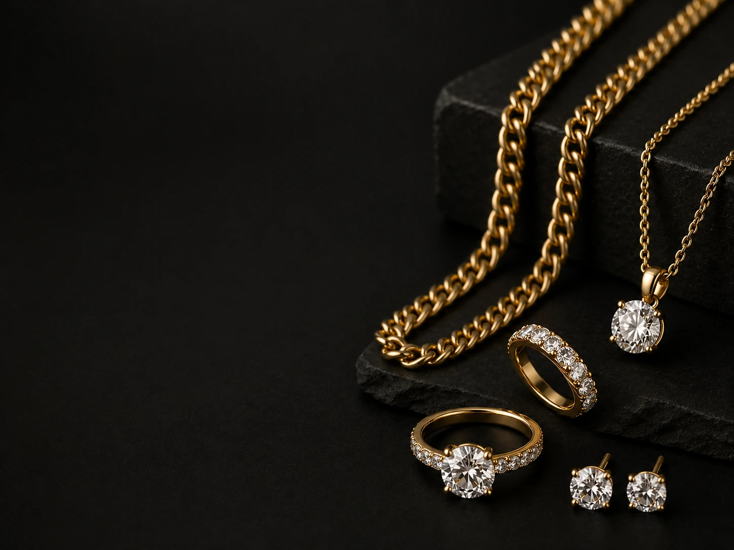 Gold jewelry set with diamond necklace and rings